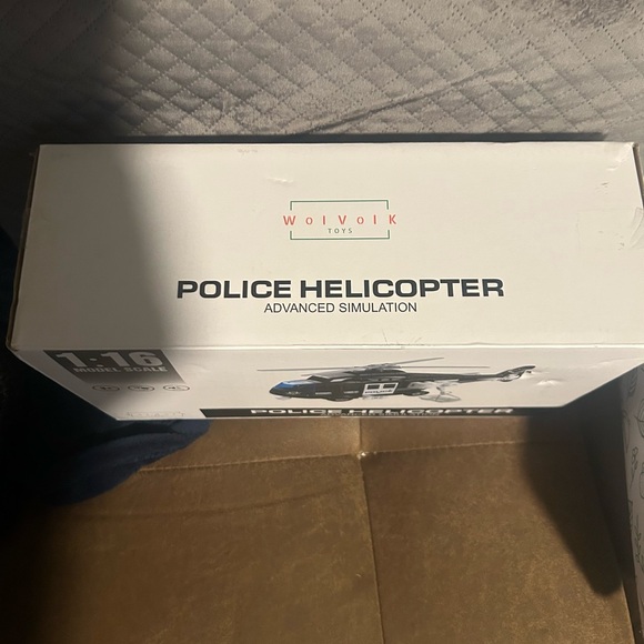 Wolvolk Police👮🏻Helicopter🚁11” w Lights🚨& Sound🚨NIB📦 - Picture 7 of 10
